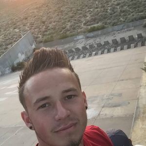 Meet your Posher, Tom